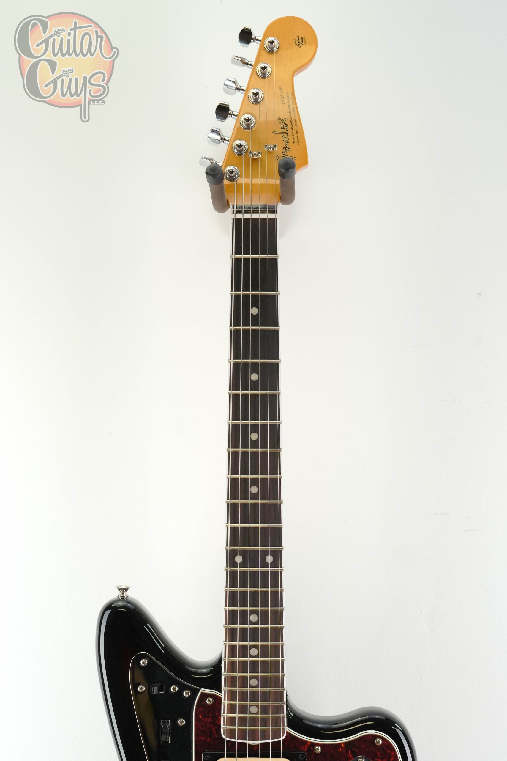 Pre-Owned Fender Kurt Cobain Jaguar 3-Color Sunburst 2025 - Image 2