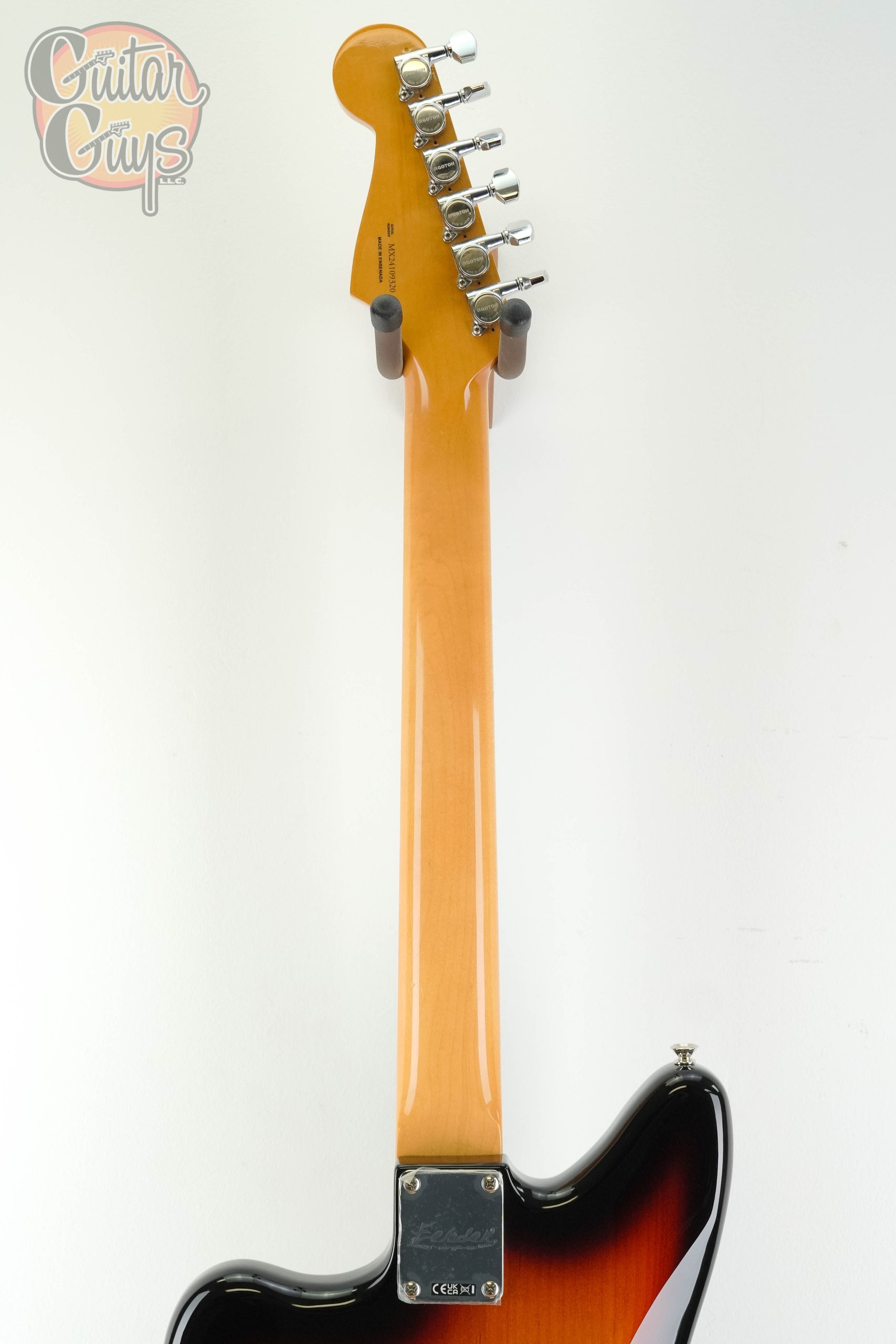 Pre-Owned Fender Kurt Cobain Jaguar 3-Color Sunburst 2025 - Image 7