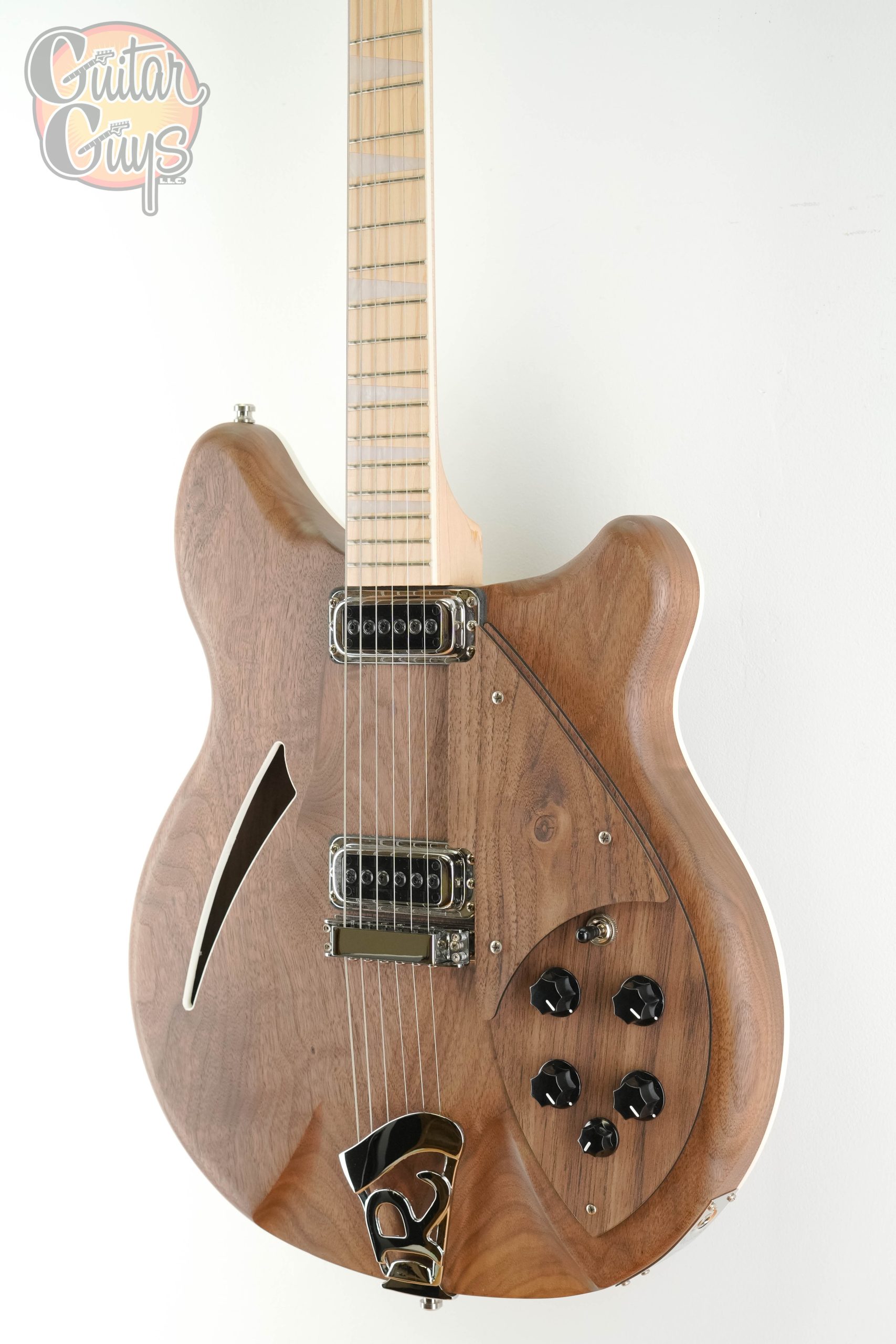Pre-Owned Rickenbacker 360W Walnut - Image 6