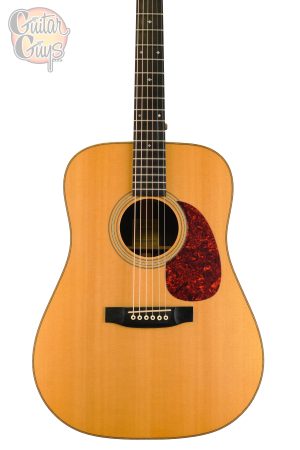 Pre-Owned Martin Shenandoah HD-2832 Natural