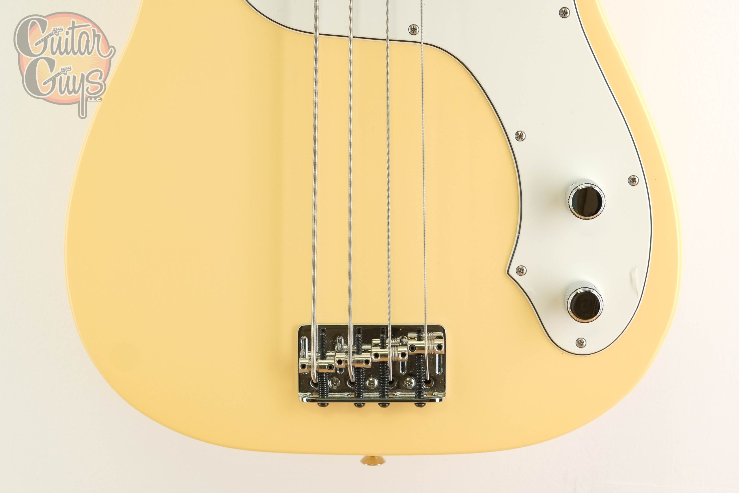 Pre-Owned Fender Vintera II '70s Telecaster Bass Vintage White 2024 - Image 3
