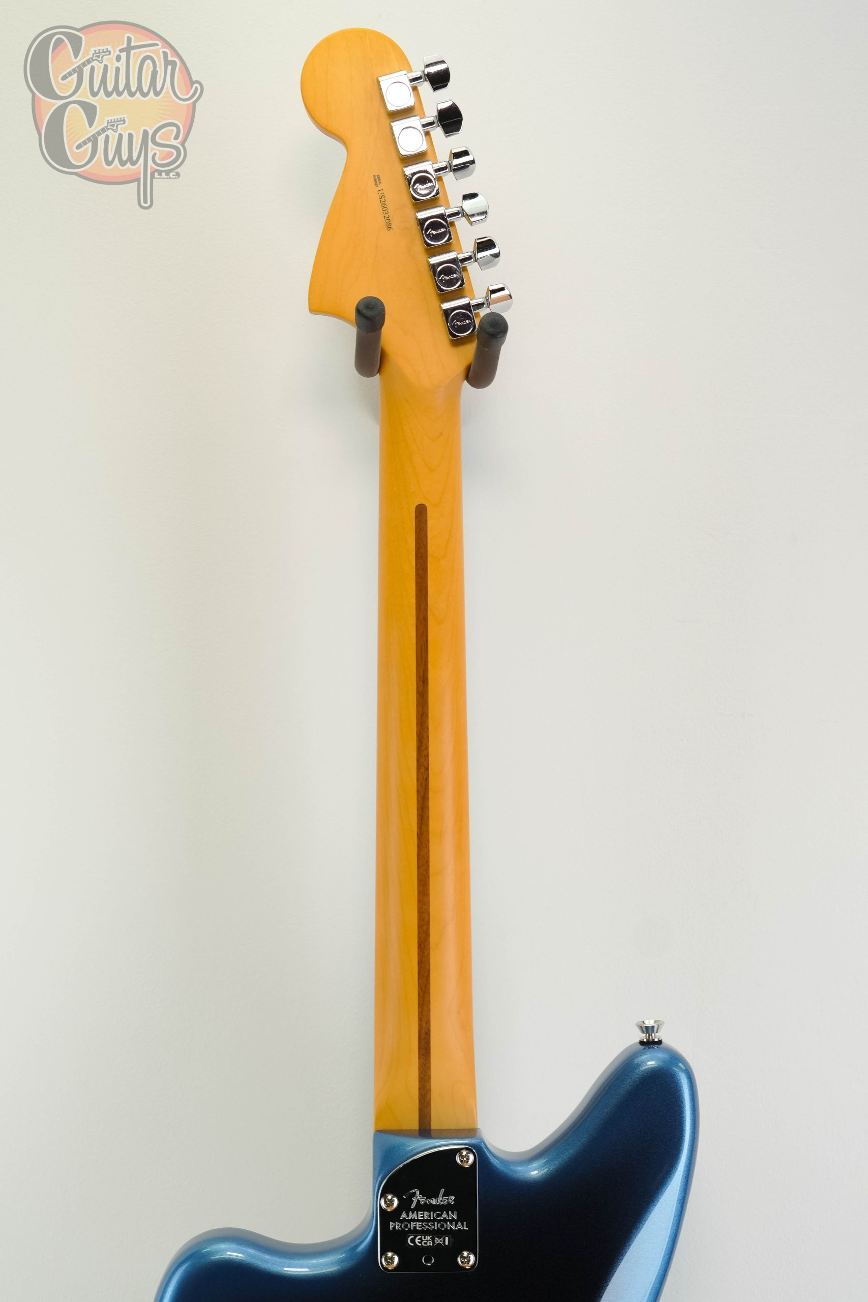 Fender American Professional Jaguar Dark Night - Image 9