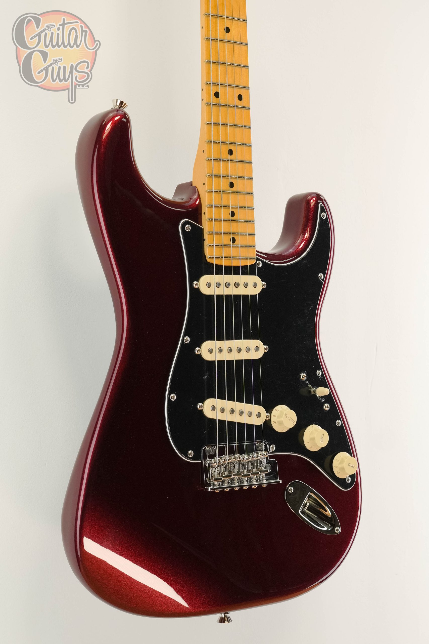 Fender American Professional Stratocaster Oxblood - Image 5