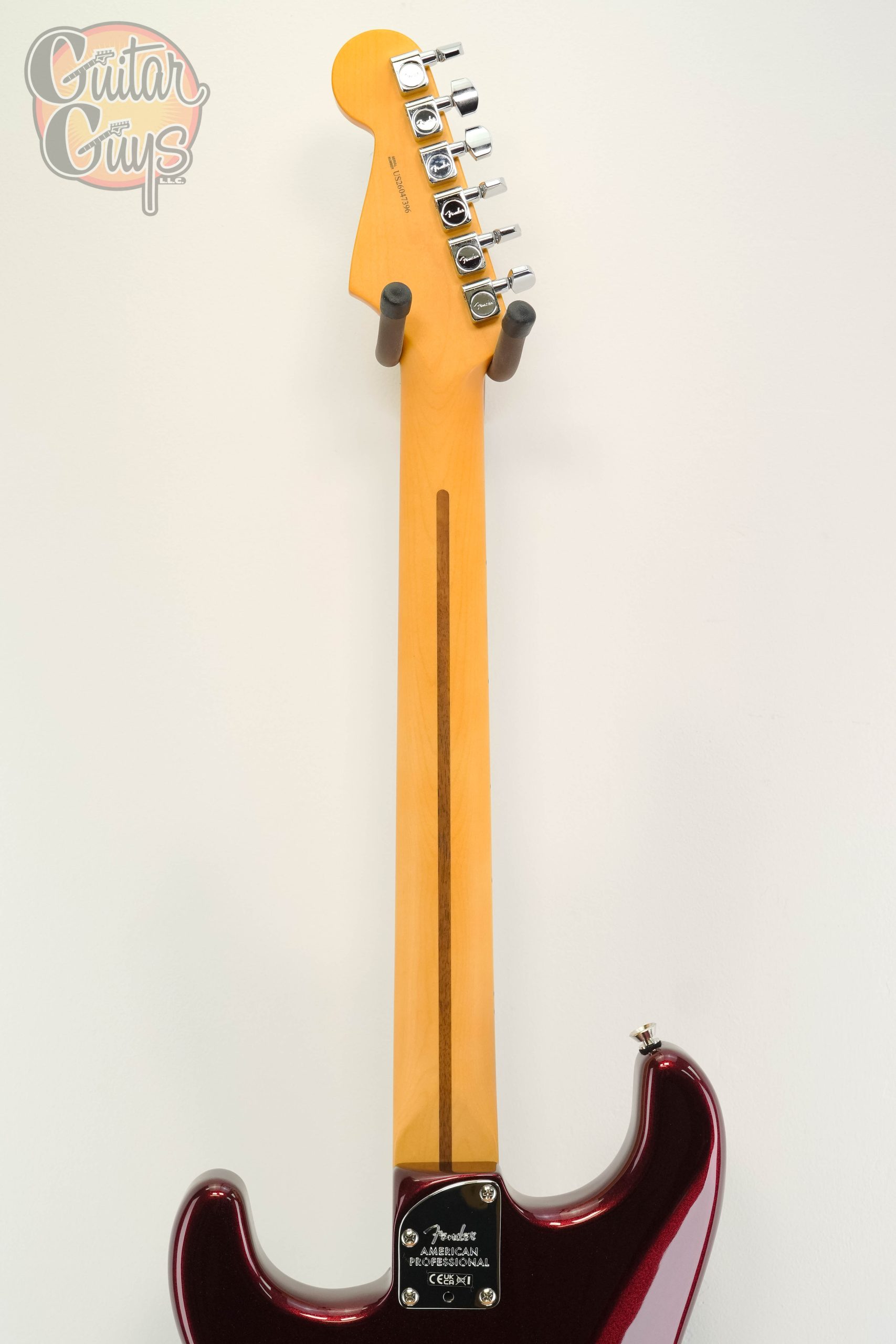 Fender American Professional Stratocaster Oxblood - Image 9