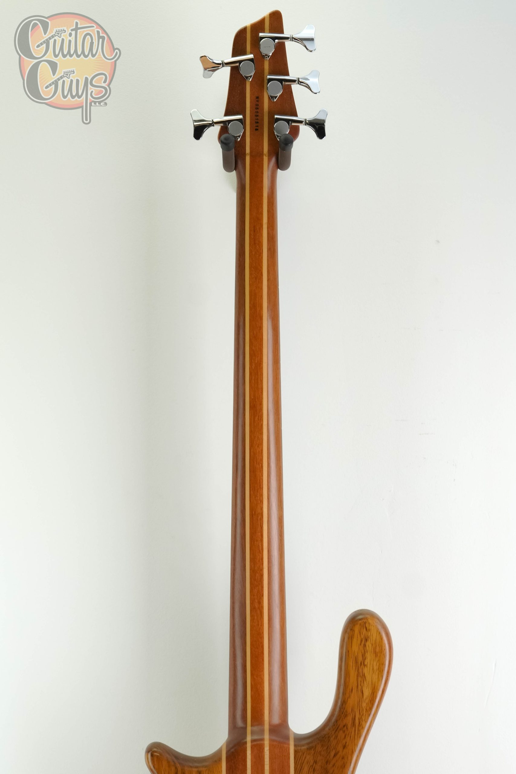Pre-Owned Washburn Taurus 5 String Bass - Image 9