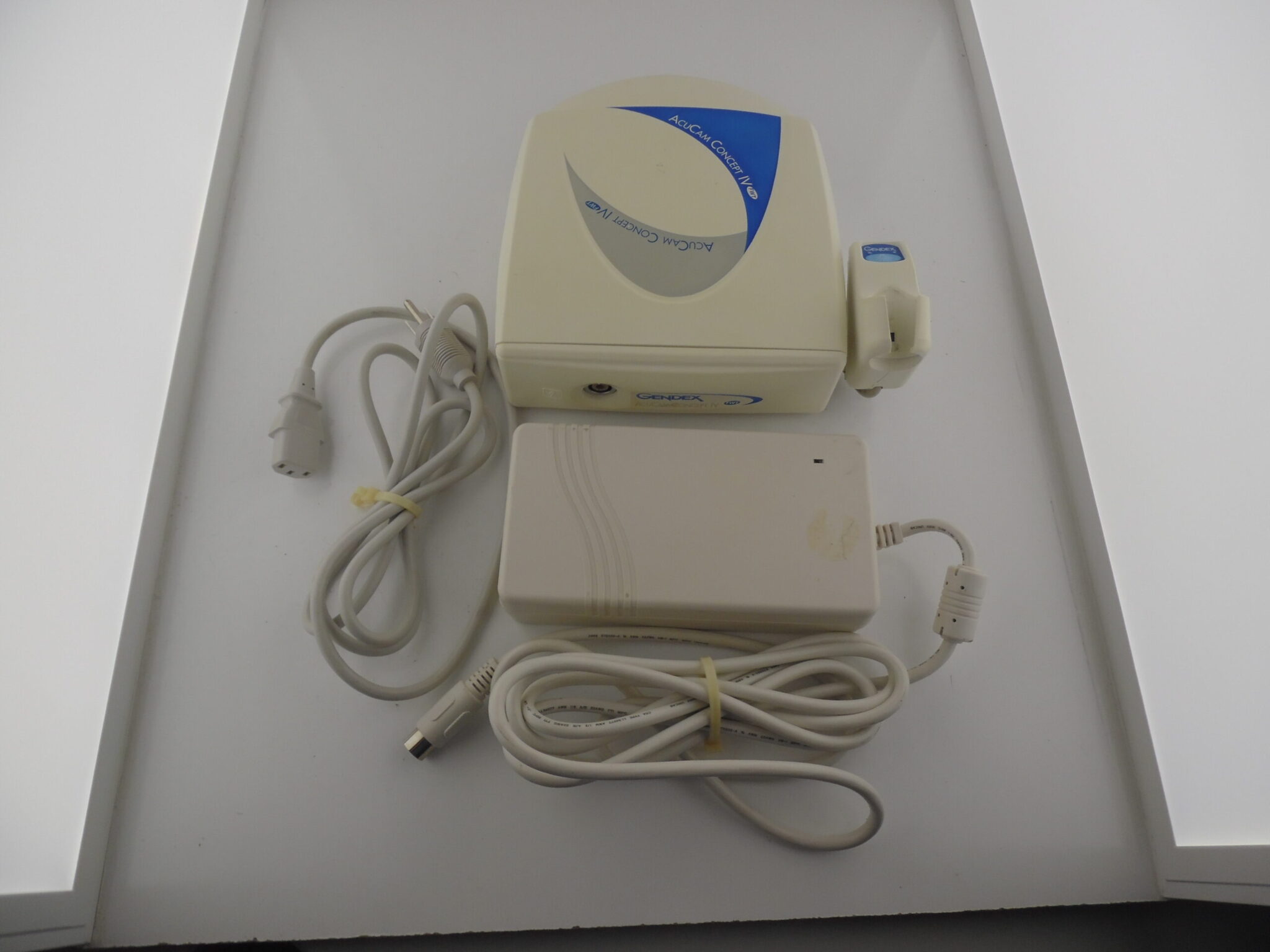 Used AcuCam Concept IV Interface SN:1-1734177 DP