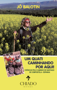 Um Quati Caminhando Por Aqui!