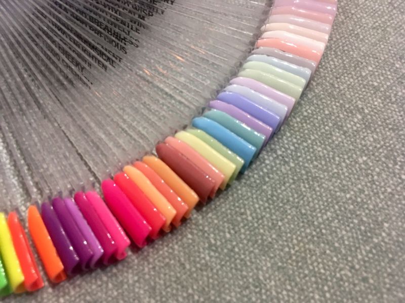 decoração esmalteria e experiência do cliente