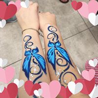 A TheJellyHearts Customer