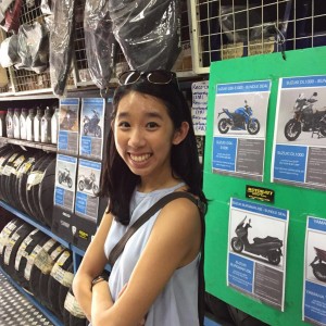 A Annette Customer