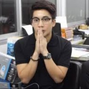 A THAI VAPE SHOP Customer