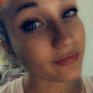 A MARTINE COSMETICS Customer