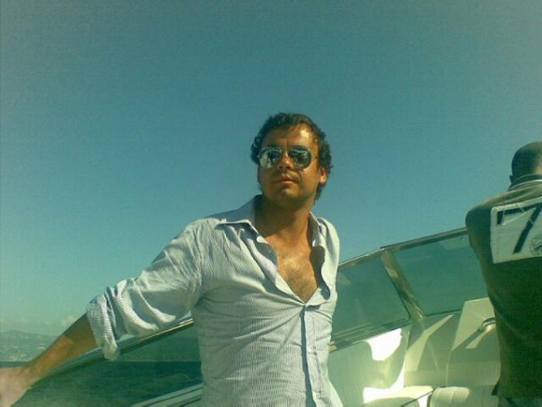 A The Million Roses Europe Customer