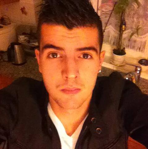 A The Million Roses Europe Customer