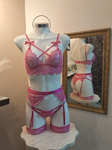 Conjunto de encaje Rosa LEN149MRD
