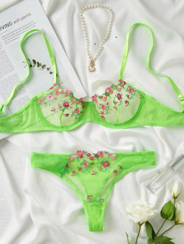 Coordinado Verde bordado LEN69XLVD