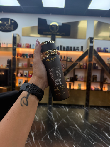 Spray corporal Triumph (Invictus Paco rabanne)
