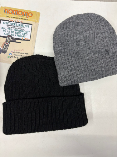 Gorro de lana acanalado