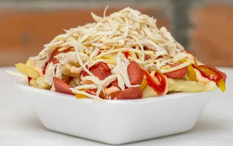 Salchipapa Especial De Pollo