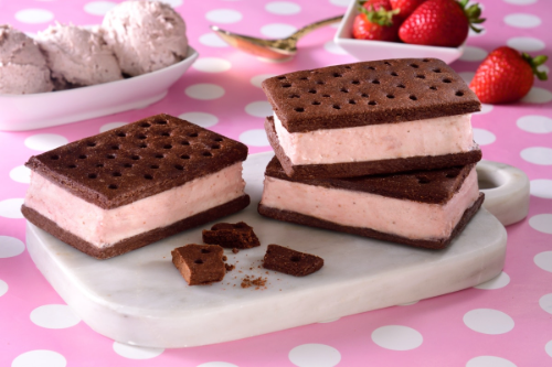 Sanduche  choco fresa 135 ml