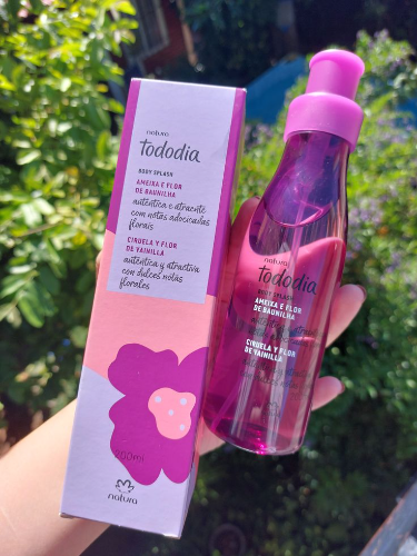 Body Splash Ciruela y Flor de Vainilla