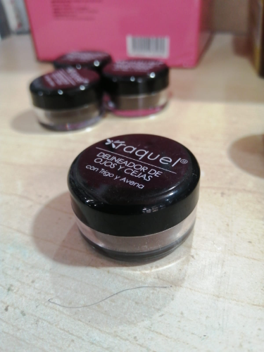 delineador de ojos y cejas raquel dark gray
