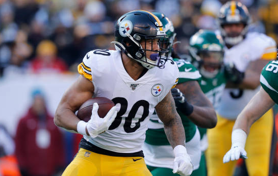 Cardinals sign RB Conner to 1-year, $1.25M deal