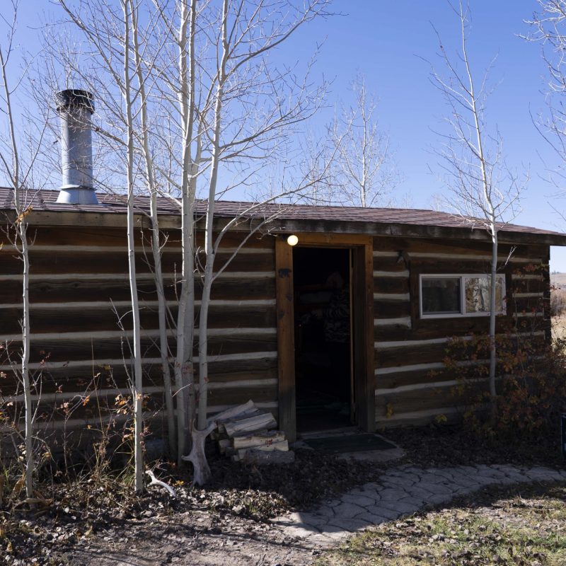 Cabin Lodging WY1380