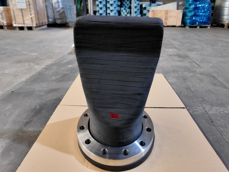 Flanged rubber duckbill valve for coastal pump station seawater backflow prevention