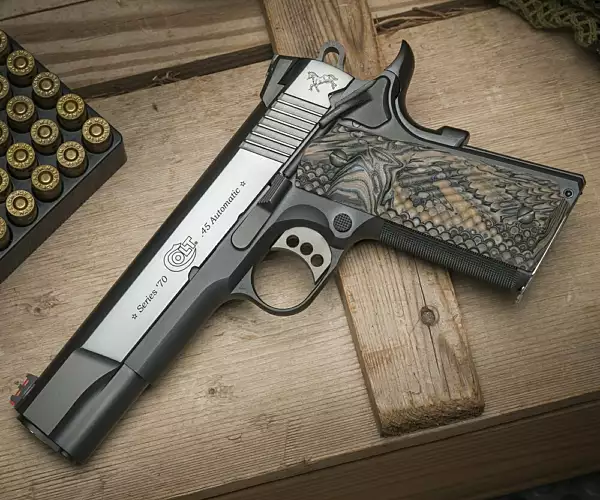 Colt Colt Competition ELW 1 of 500 O1970CCS-ELW TALO special edition pistols
