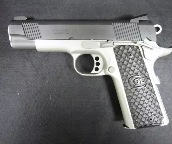 Colt Colt O4860TXT TALO special edition pistols