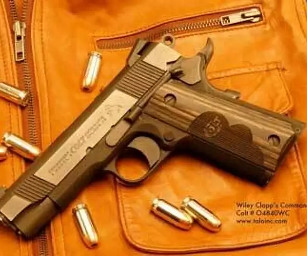 Colt O4840WC Wiley Clapp Commander .45 TALO special edition pistols
