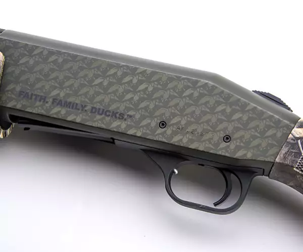Mossberg Duck Commander TALO special edition shotguns