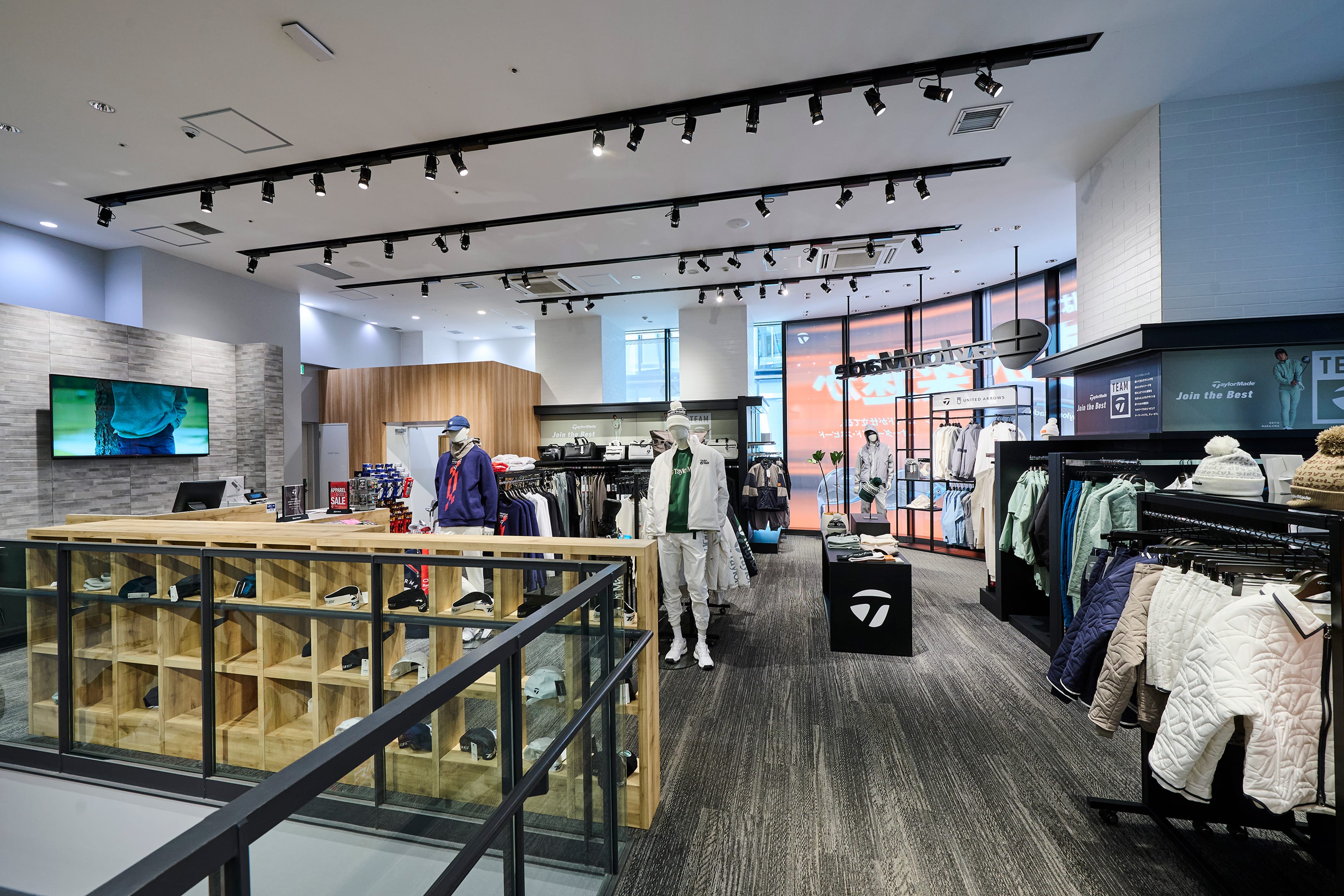 FLOOR | テーラーメイド銀座 | 直営店 | TaylorMade Golf