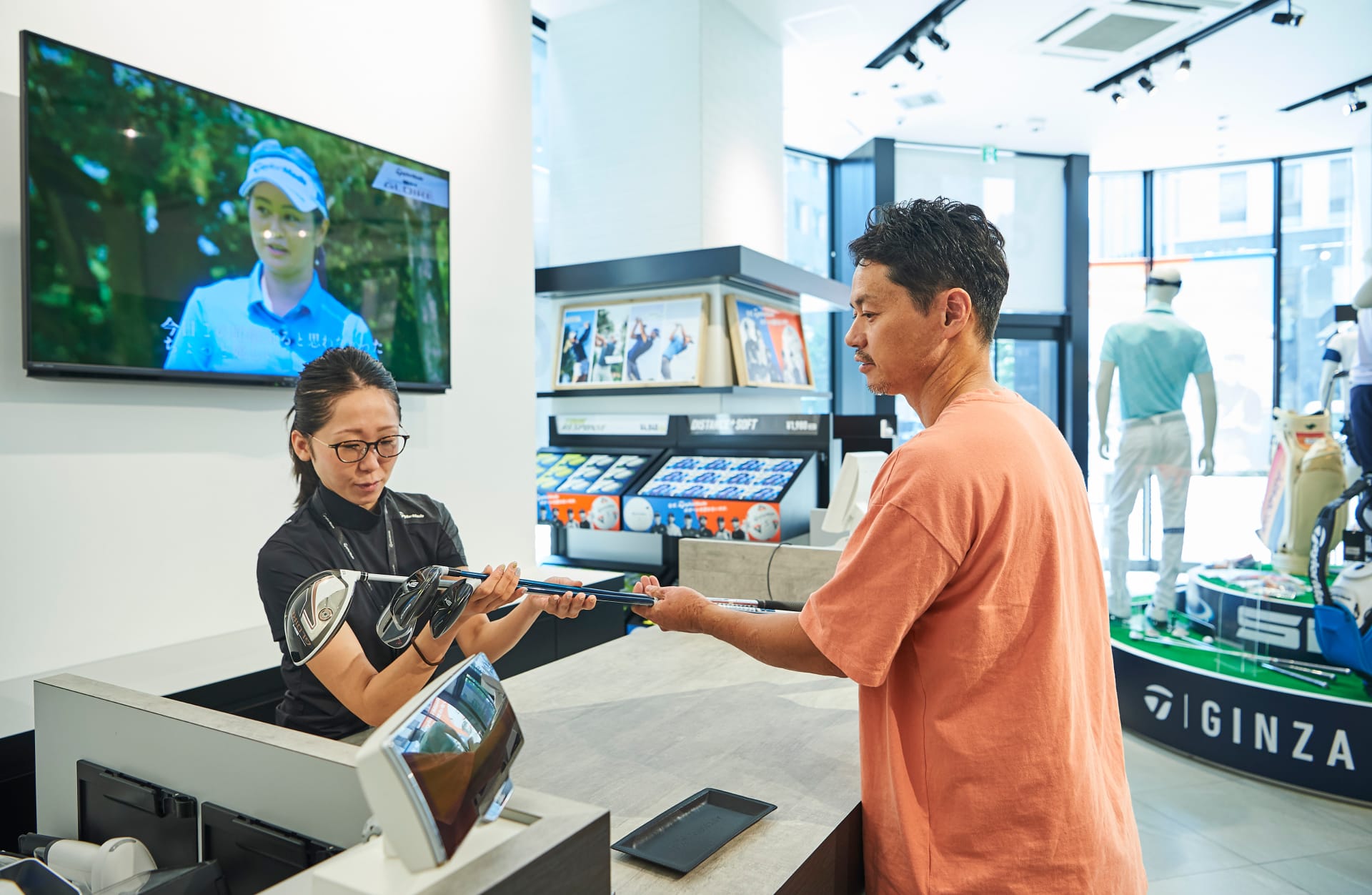 SERVICE | テーラーメイド銀座 | 直営店 | TaylorMade Golf SERVICE | テーラーメイド銀座 | 直営店 | TaylorMade Golf