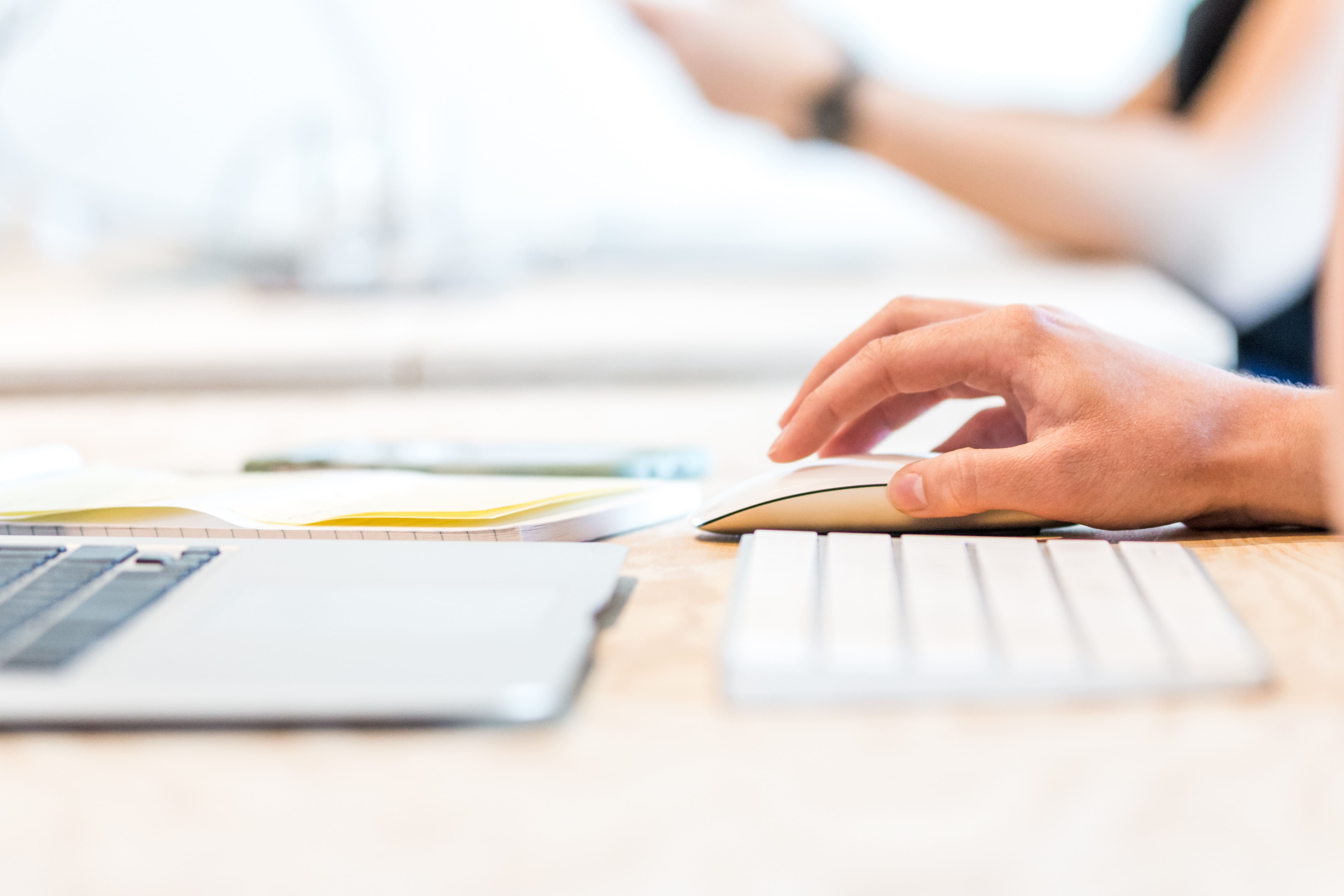 blur-business-click-1109543
