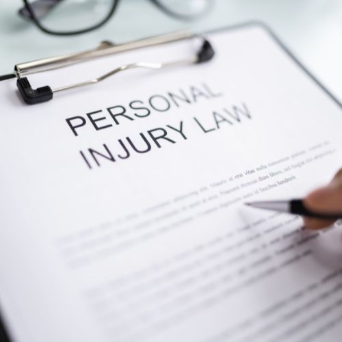 Lesiones por Hernias Discales y Médula Espinal: Tu Representación Legal
