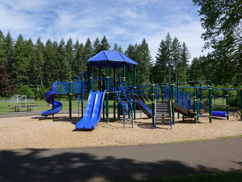 A childrens playground at Kenneydell Park