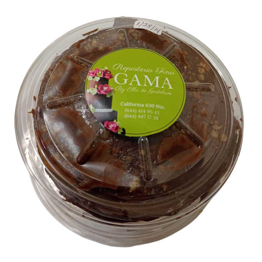 Pastel de Vainilla Cubierto de Chocolate