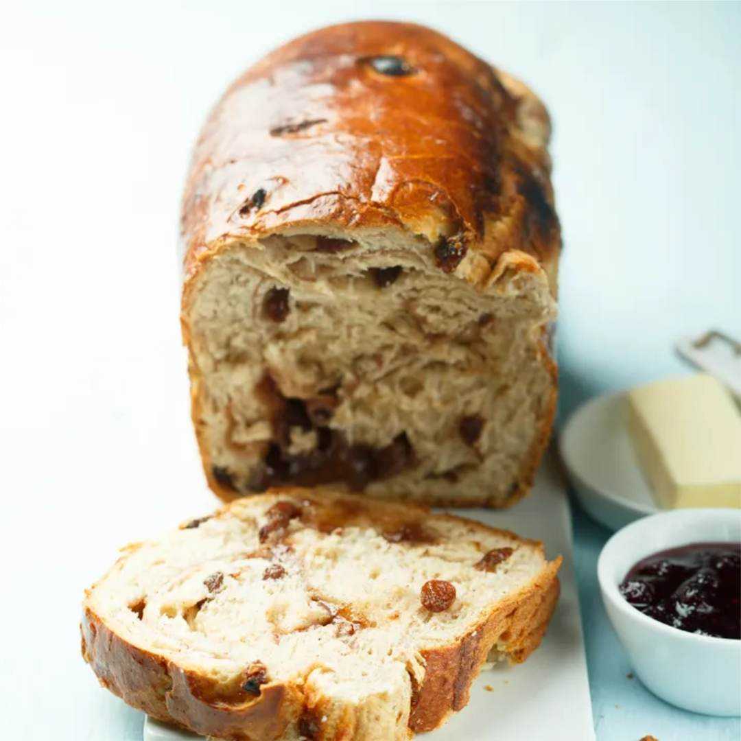 Barra de Pan Pasas y Canela Boules y Baguetts