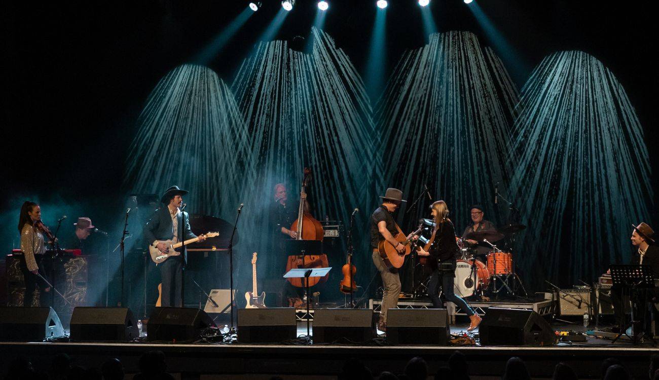 Barney Bentall & the Cariboo Express