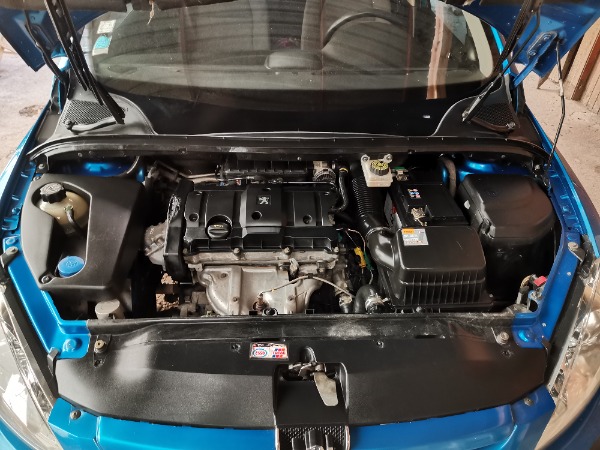 Voir plus — Nettoyage compartiment moteur — Jonet saül Mr. Propre auto