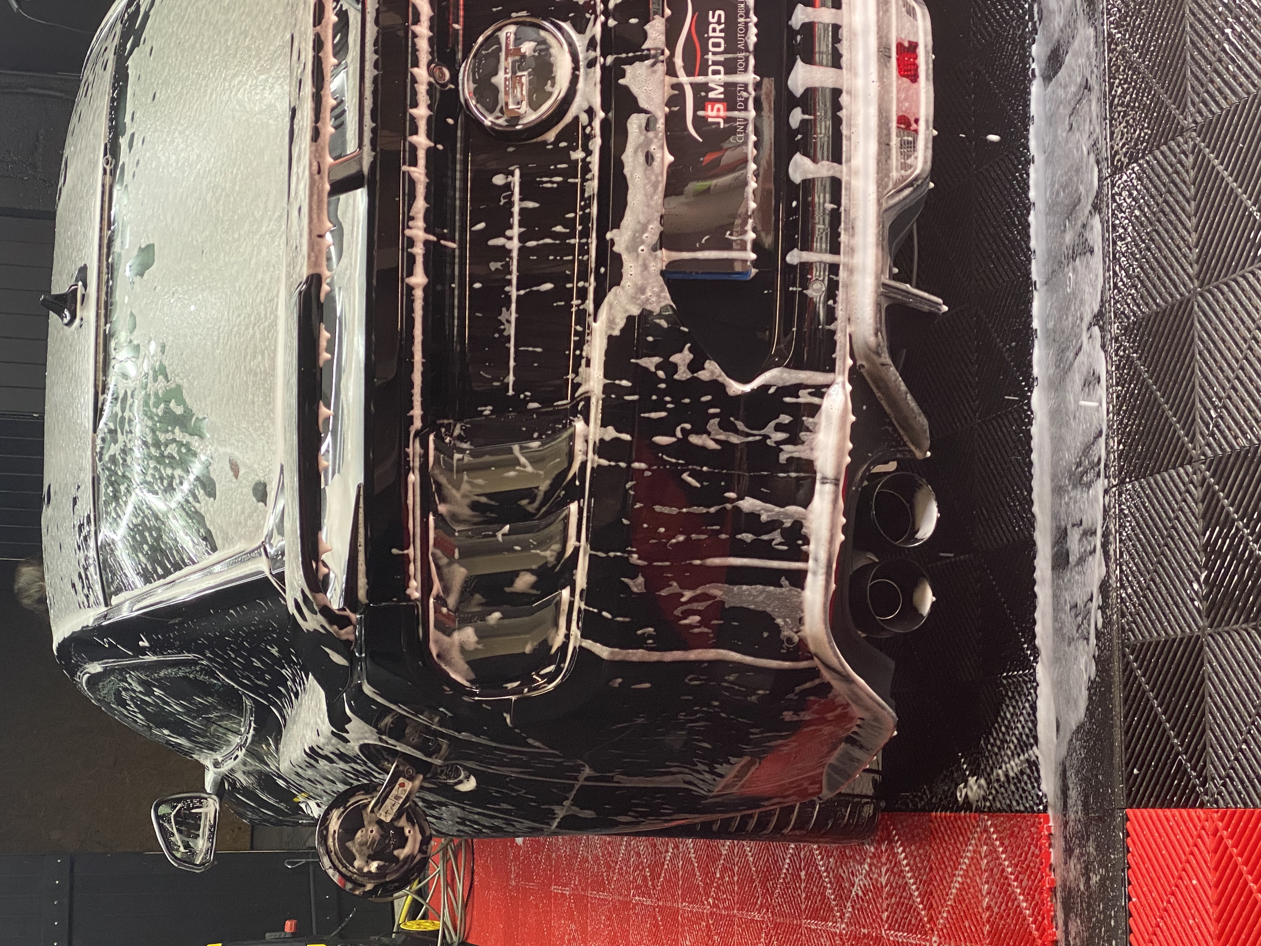 Voir plus — Lavage Ford Mustang — Js Motors