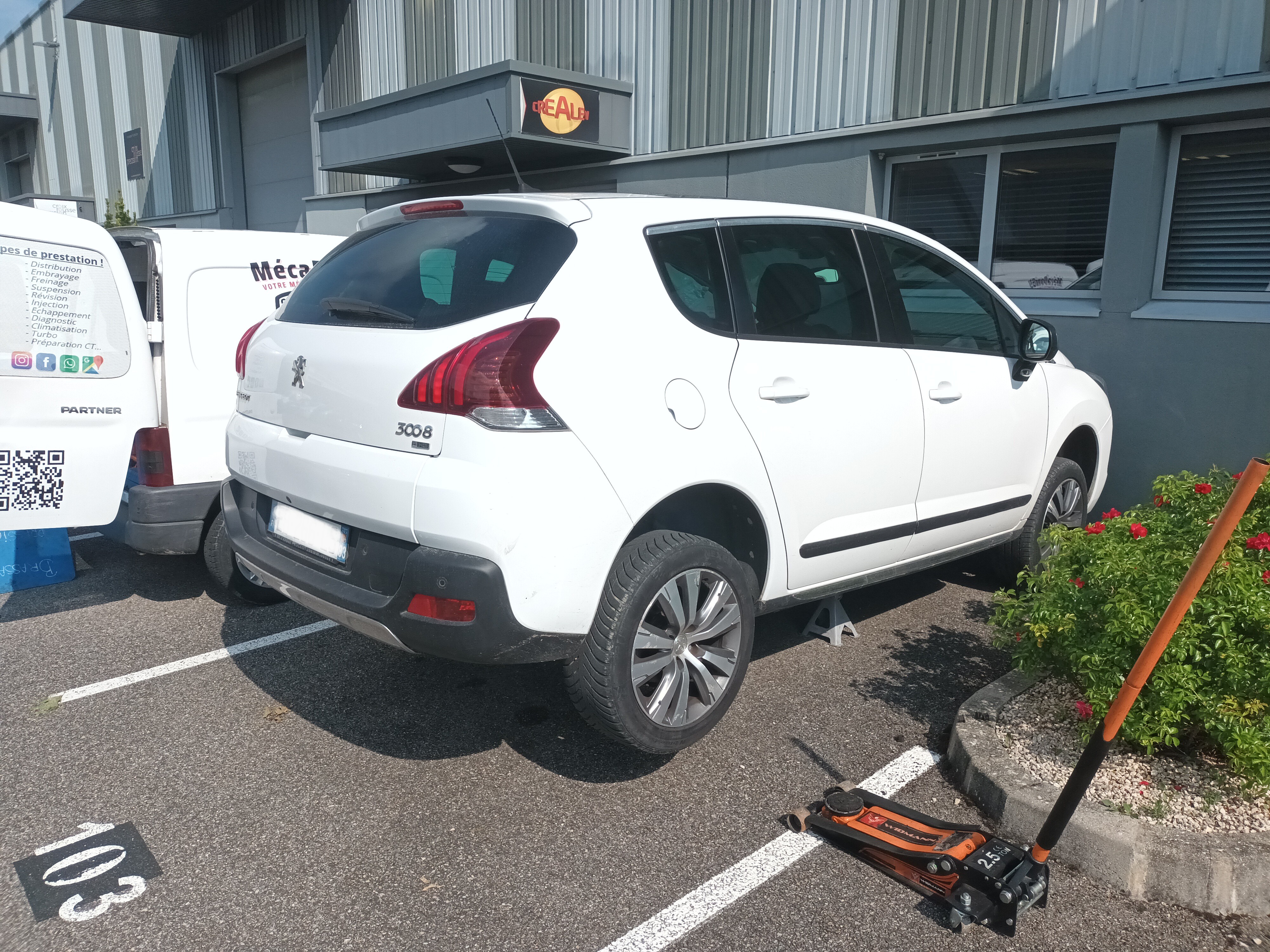 Silentblocs essieu arrière Peugeot 3008 — MécaDom69 "Votre mécanicien à domicile!" — photo 1