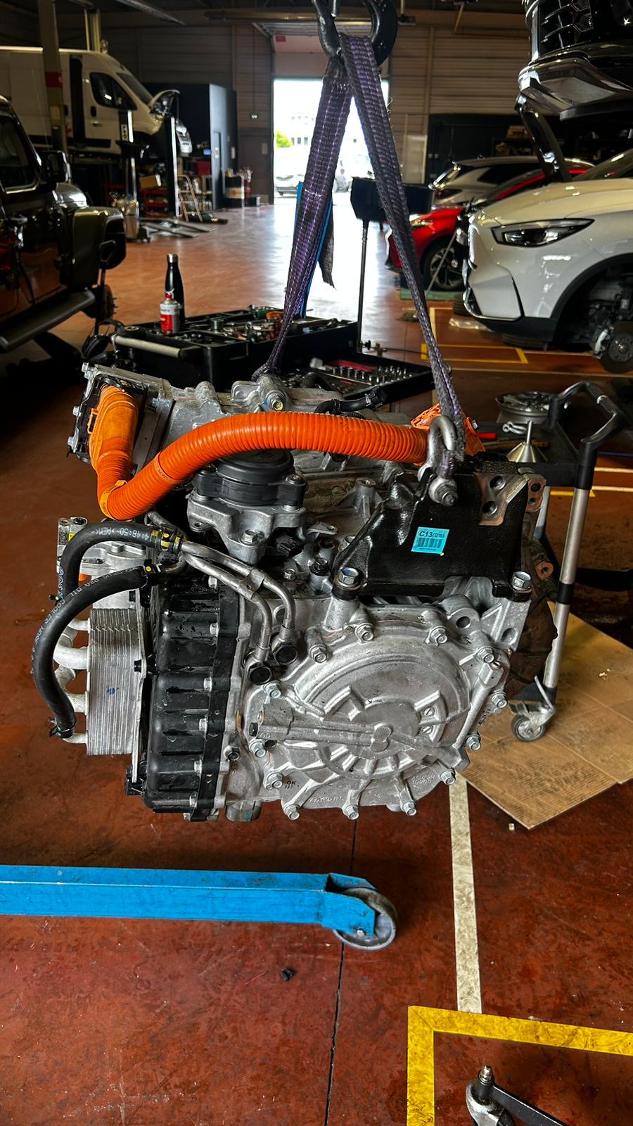 Voir l'image Moteur électrique — Moderno auto — photo 1