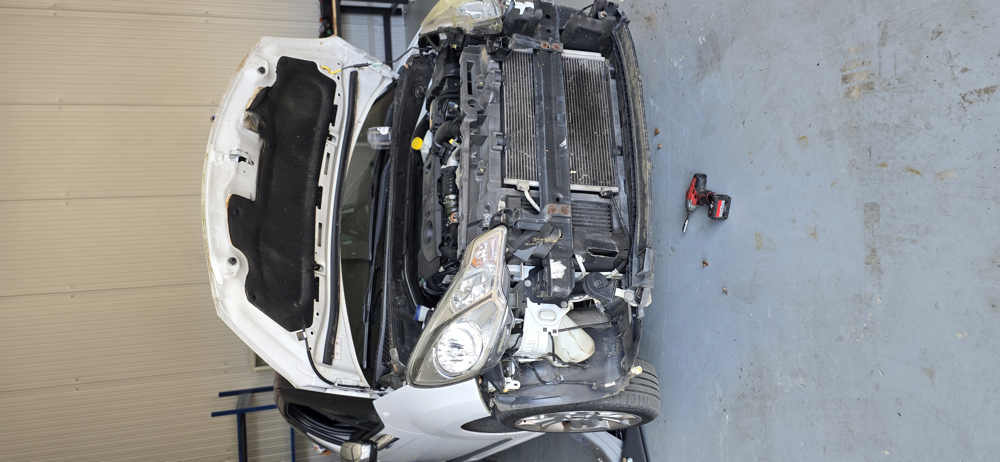 Voir l'image Condenseur de climatisation DS3 — FULLCARTEC — photo 1
