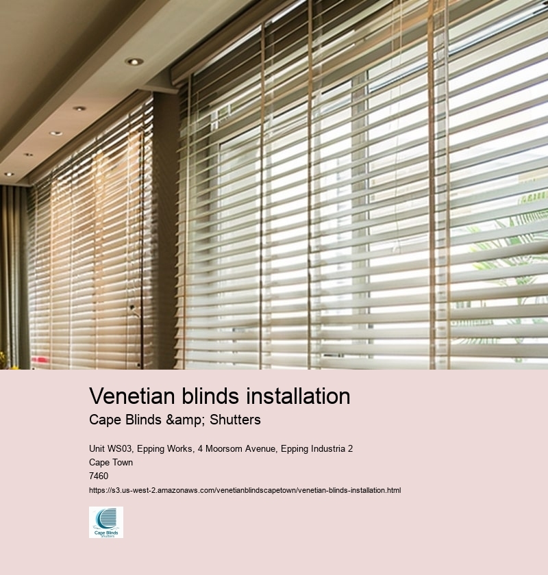 Venetian blinds installation