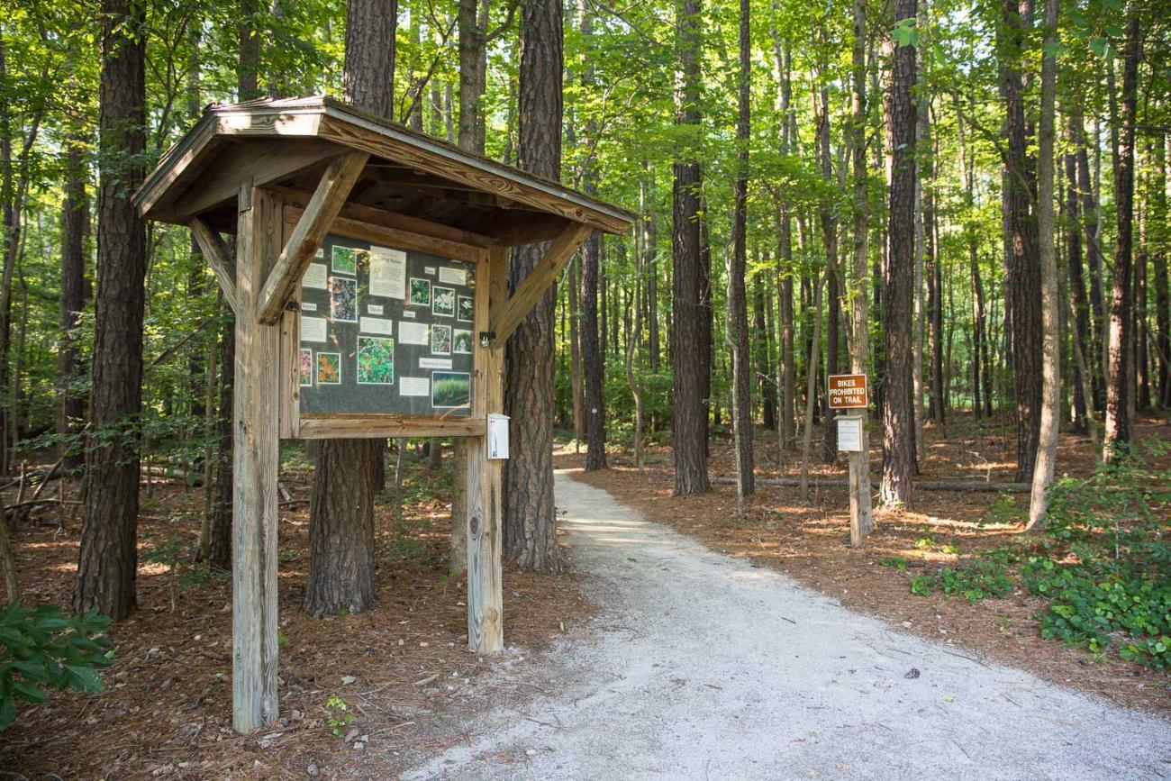 Lake Crabtree Trailhead
