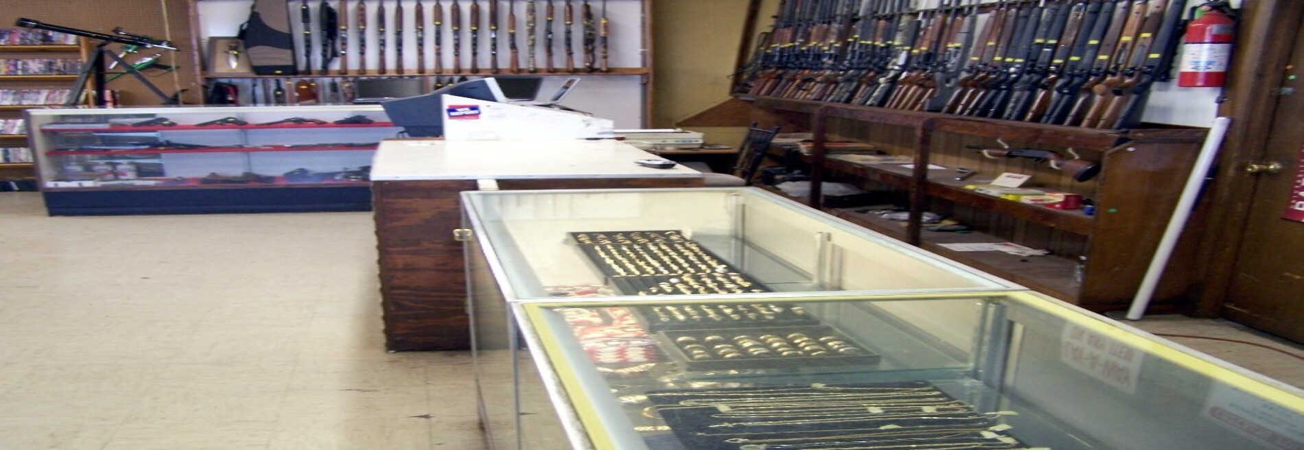A-1 Gun and Pawn