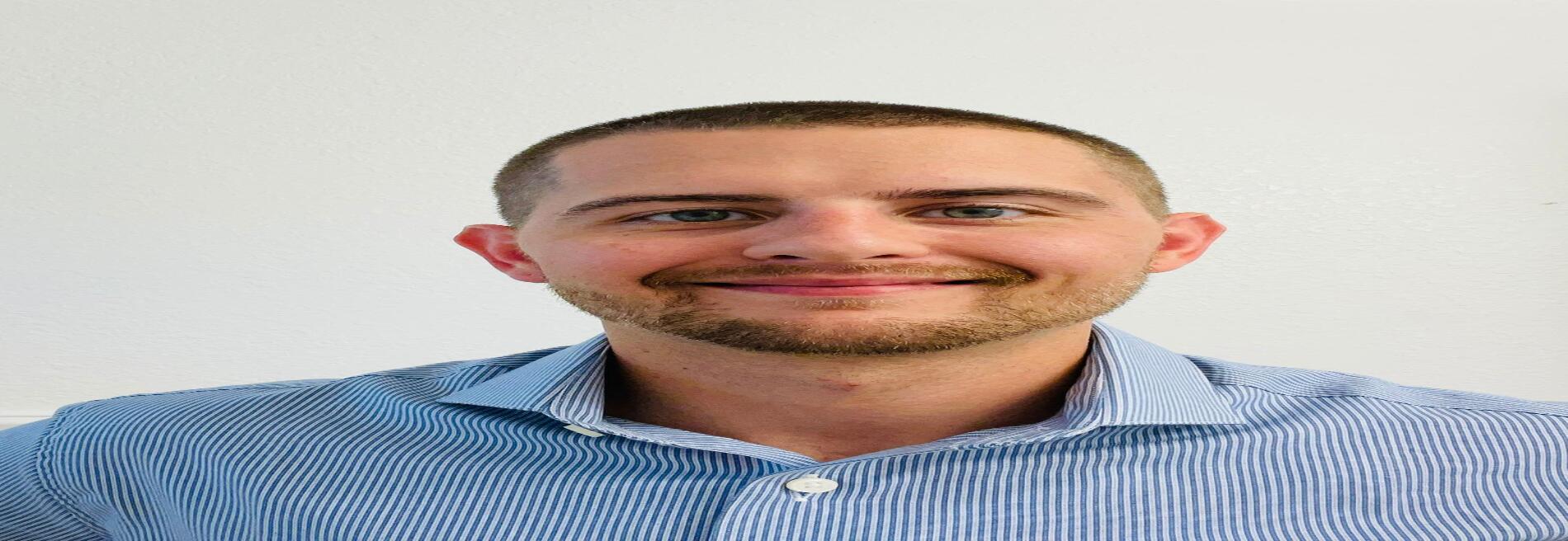 ALEX GUNARIS